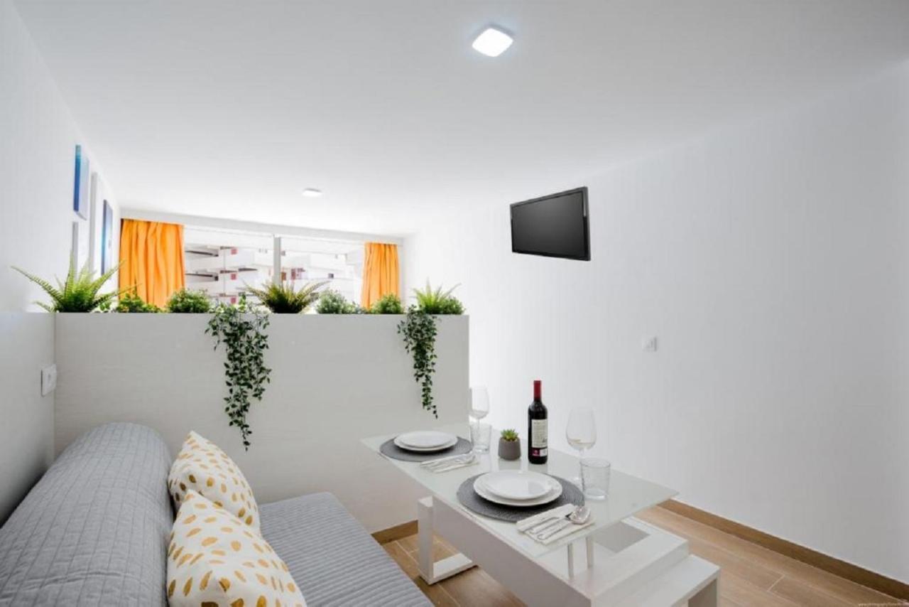 319 Modern Accommodation,Sea View, Wi Fi And Pool بلايا ذي لاس أميريكاس المظهر الخارجي الصورة